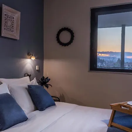 Jo Marinis Hotel