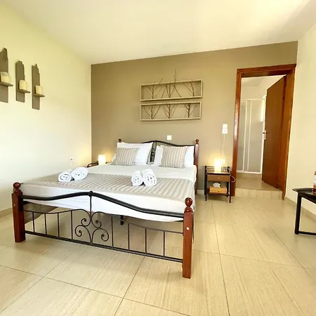 Jo Marinis 4* Corinth