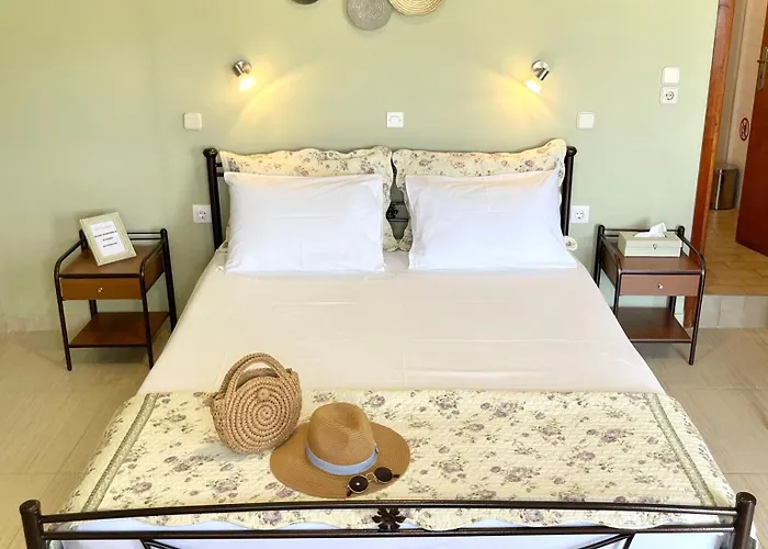 Jo Marinis Bed & Breakfast 4*